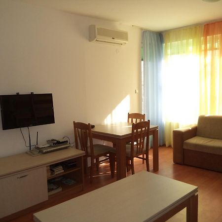 Guest apartment Dental Space Slantchev Briag Extérieur photo